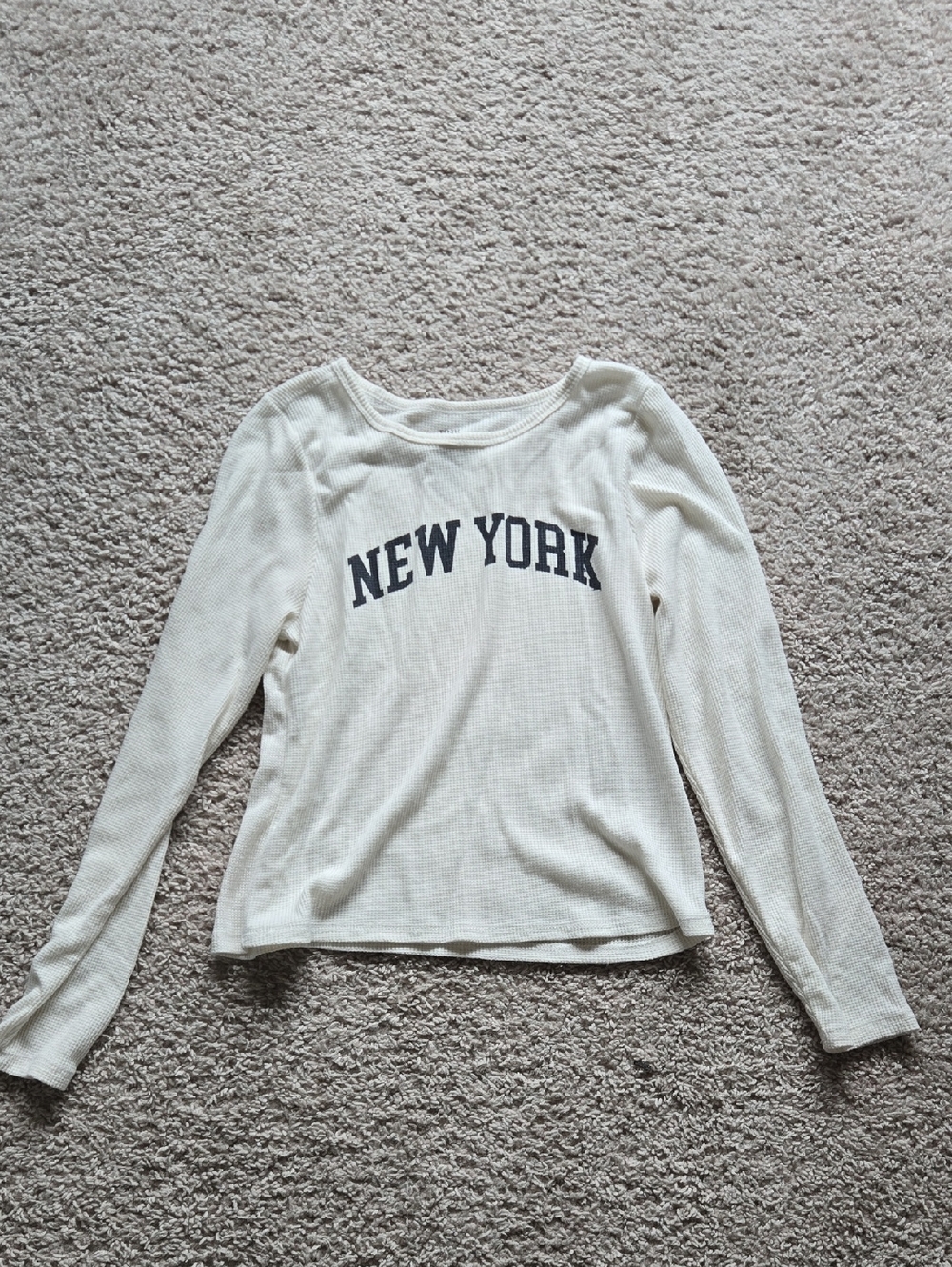 Pink Republic 'NEW YORK' Cream Long-Sleeve Graphic Top